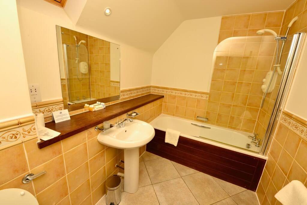 Ryder Cup Lodge Duchally - Free Access To Leisure Club Swimming Pool Hot Tub Steam Room - Starlink Satellite Internet - Sky Glass Now Dog Friendly For 2025 Auchterarder Eksteriør bilde